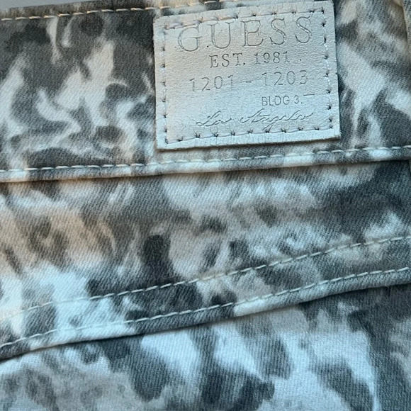 Guess Jeans Women 31 White Brittney Skinny Ankle Floral Logo Low Rise Preppy - Picture 6 of 6